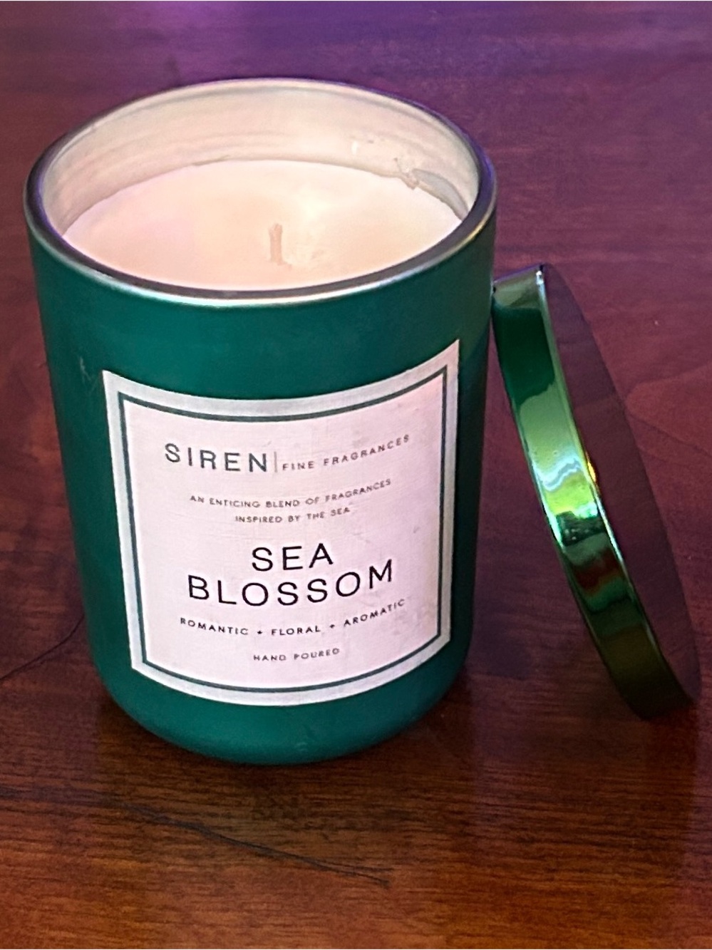 DW Home Siren fine fragrances candle Sea Blossom 7.6 oz/215g Hand Poured Floral
